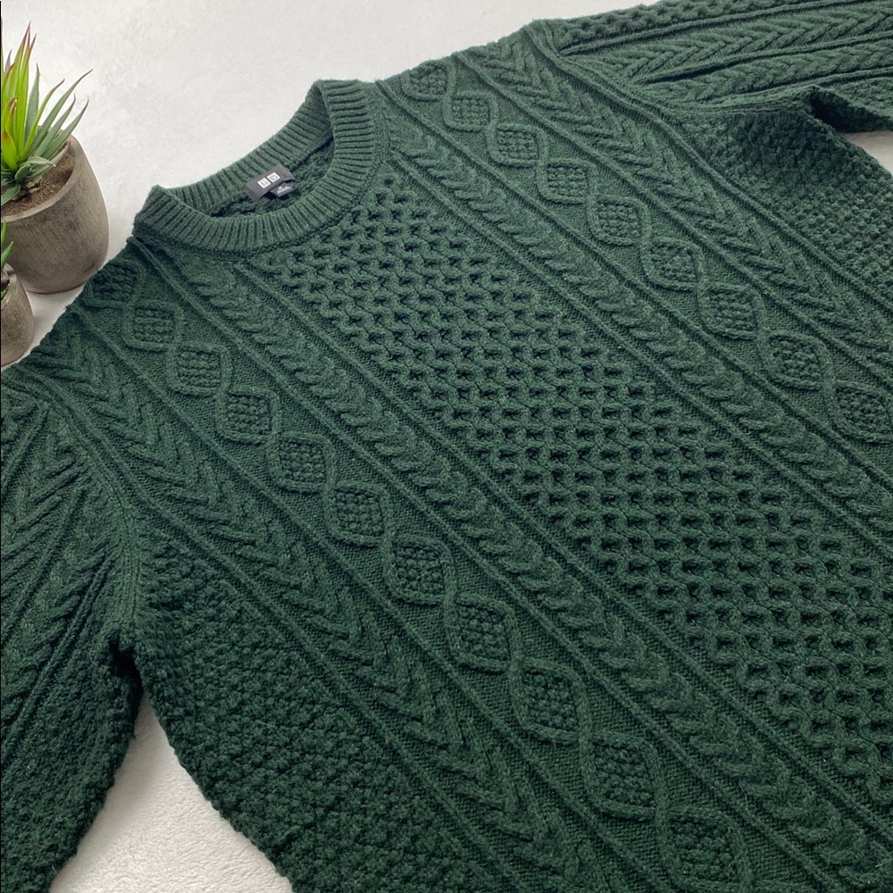 Uniqlo Low Gauge Multi Knit Crewneck Long Sleeve Pullover Sweater (Dark Green) - Picture 3 of 16